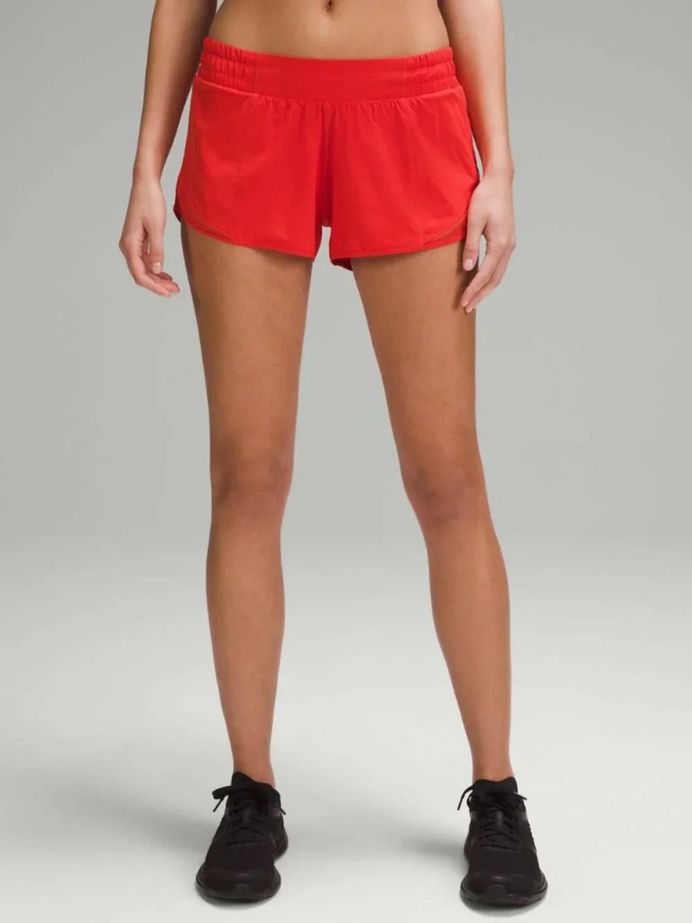 Lululemon Hotty Hot Low-Rise Lined Short 2.5